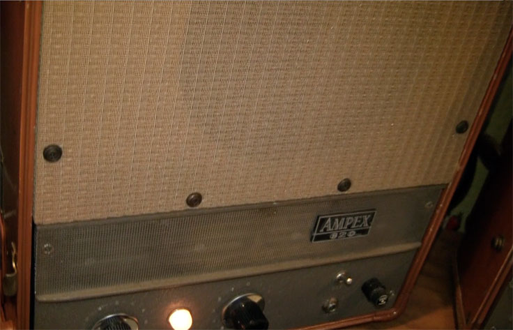 Ampex 601 reel to reel tape recorder in the Reel2ReelTexas.com vintage reel tape recorder recording collection
