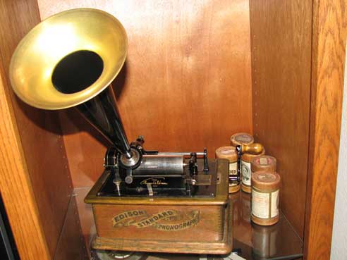 Edison cylinder player given to martin by Chris in 1999