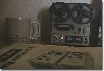    radio in form of a Roberts tape recorder