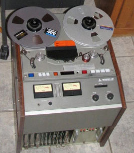 Can a 1/4inch 8-Track Reel-to-Reel Recorder Playback 2-Track and 4-Track  Tapes? : r/ReelToReel