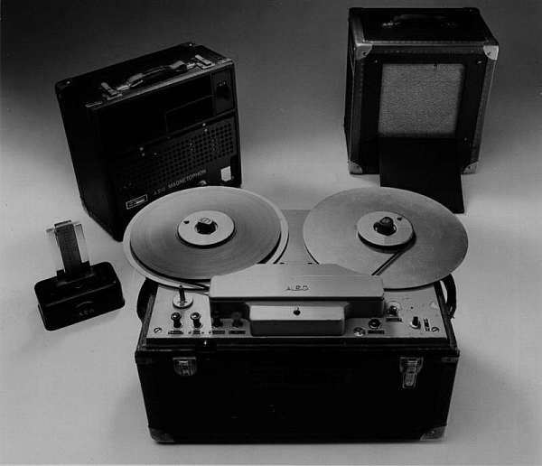 Uher 95 vintage German reel to reel tape recorder